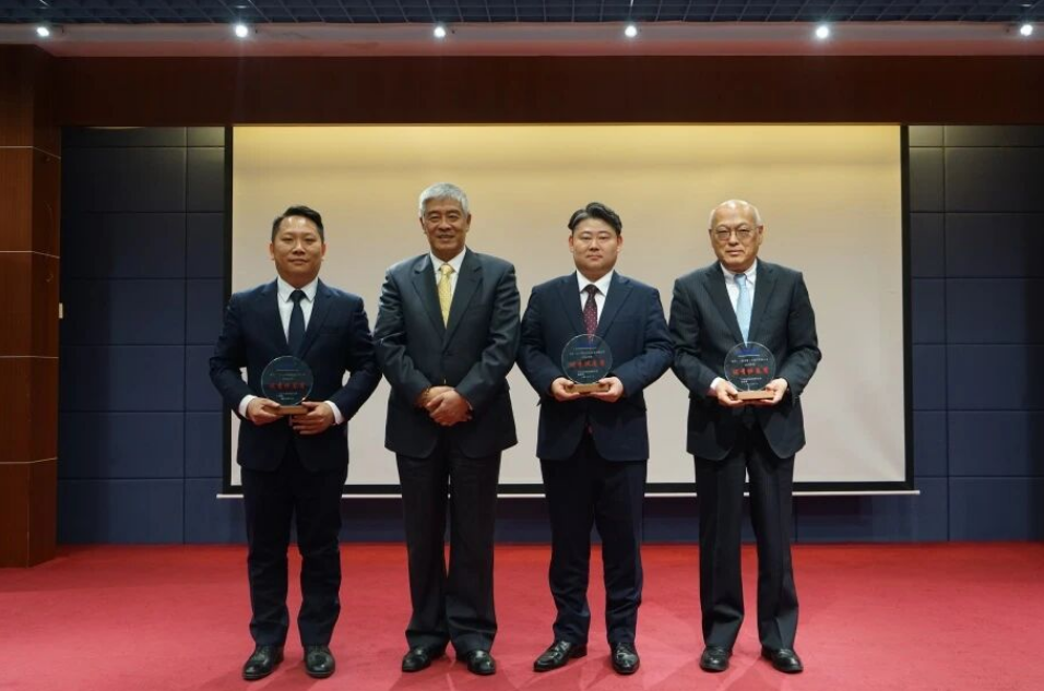 十八載同行，感恩信賴｜力源科技榮獲客戶頒發(fā)"優(yōu)秀供應商"稱號